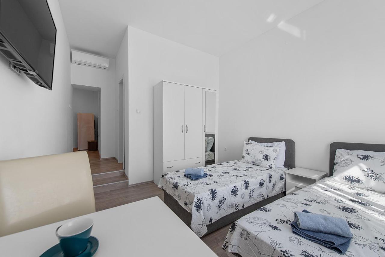Mima Apartments Рийека Екстериор снимка