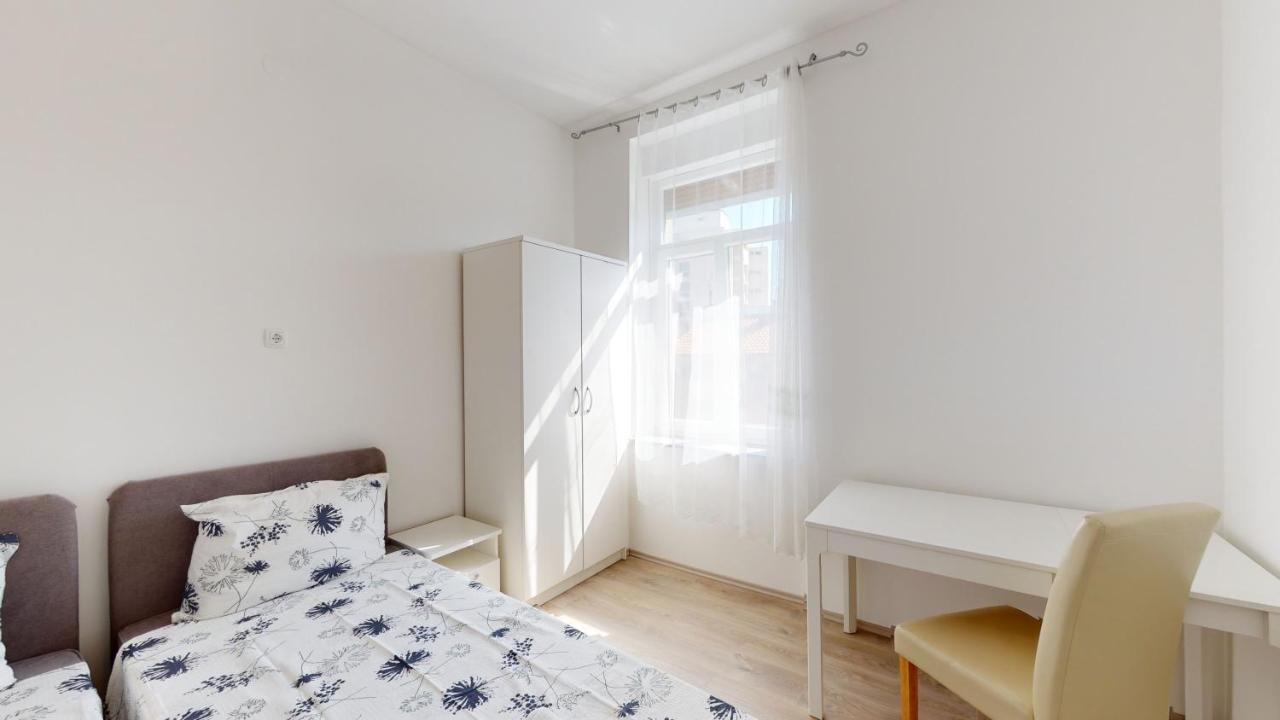 Mima Apartments Рийека Екстериор снимка